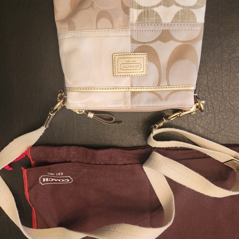 Coach Crossbody - Picture 10 of 10